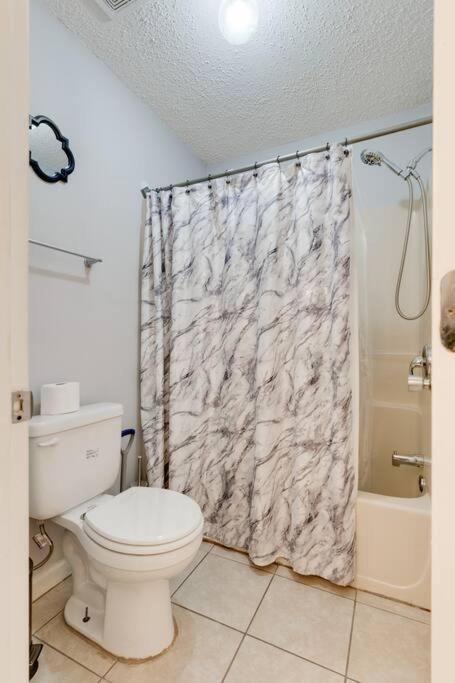 Lovely 2 Bdr Condo With Balcony 2M To Broadway Нэшвилл Экстерьер фото
