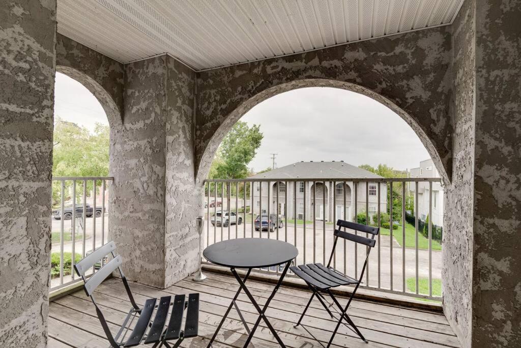 Lovely 2 Bdr Condo With Balcony 2M To Broadway Нэшвилл Экстерьер фото